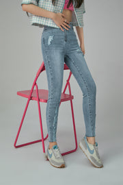 Button-Free Zip-Up Skinny Jeans