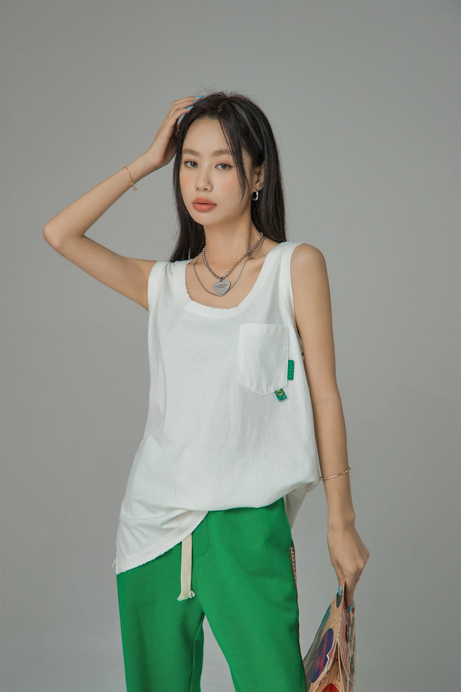 CHUU An Undisclose Location Sleeveless Top