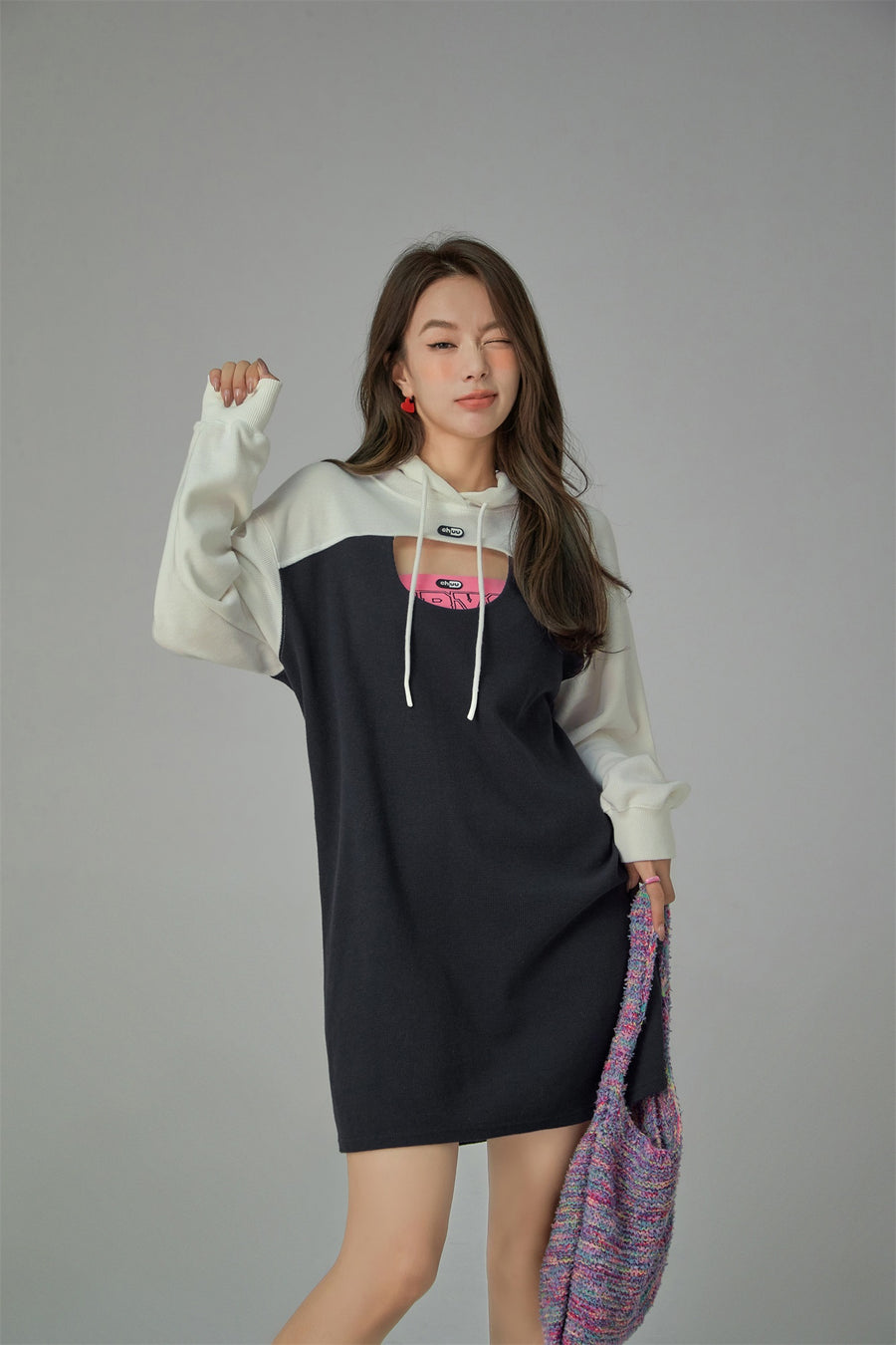 CHUU Front Keyhole Hooded Dress