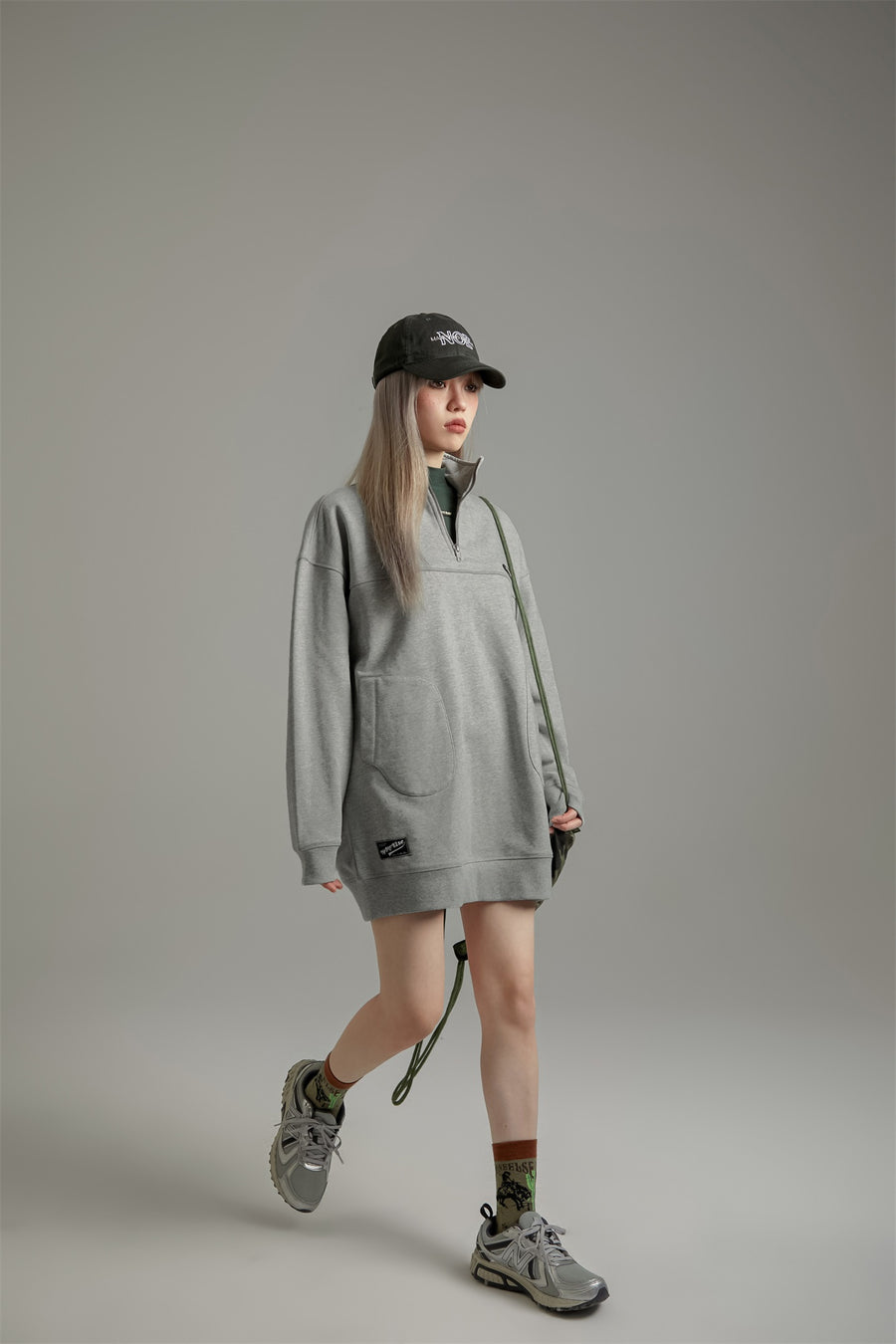 CHUU Half Zip Up Loose Fit Dress