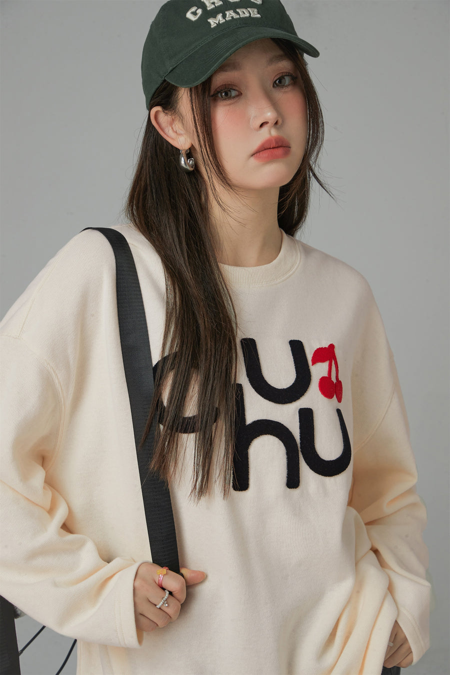 CHUU Smile Magnet Cherry Sporty Loose Fit T-Shirt