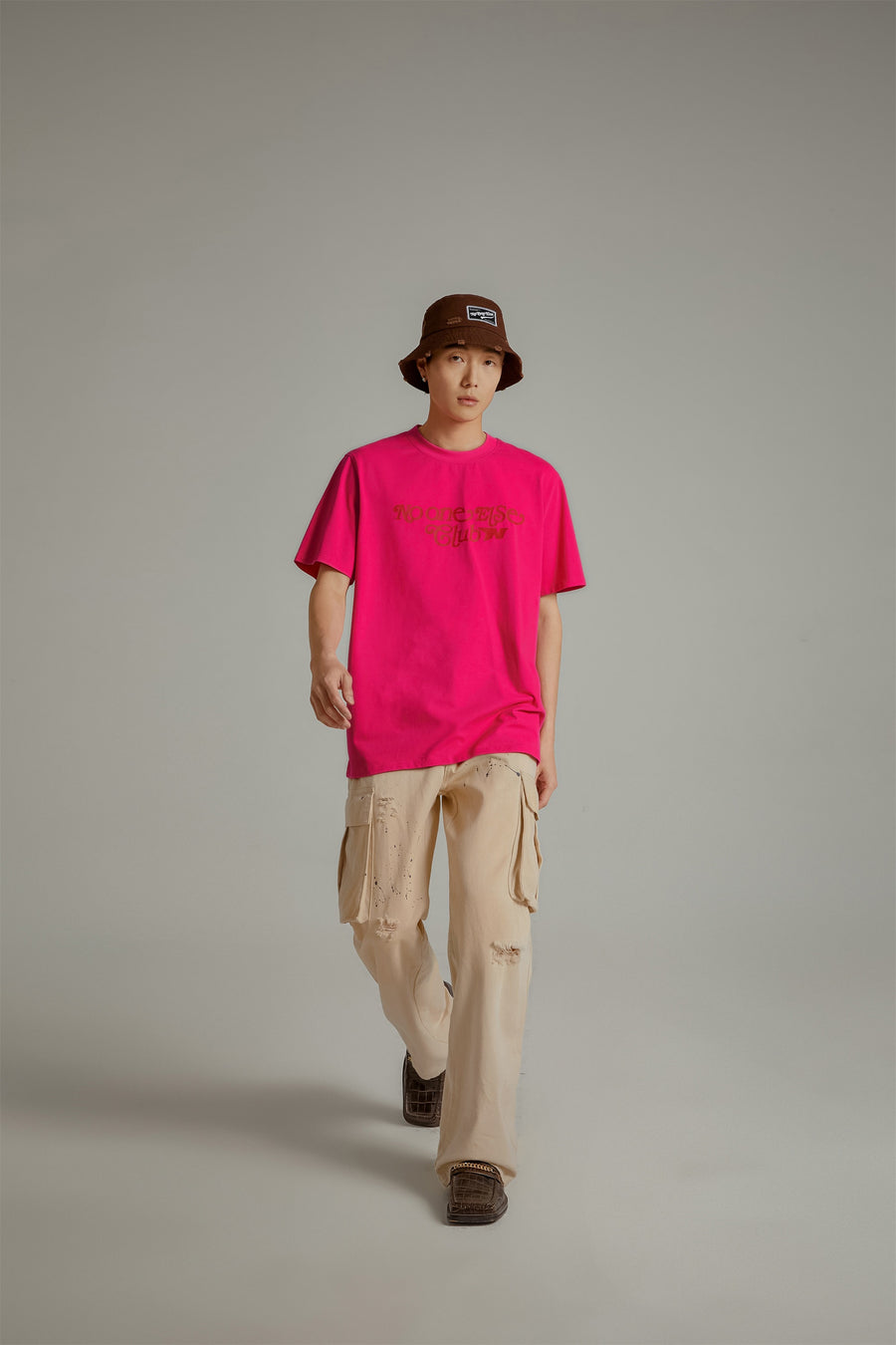 CHUU Noe Club Colored Loose Fit T-Shirt