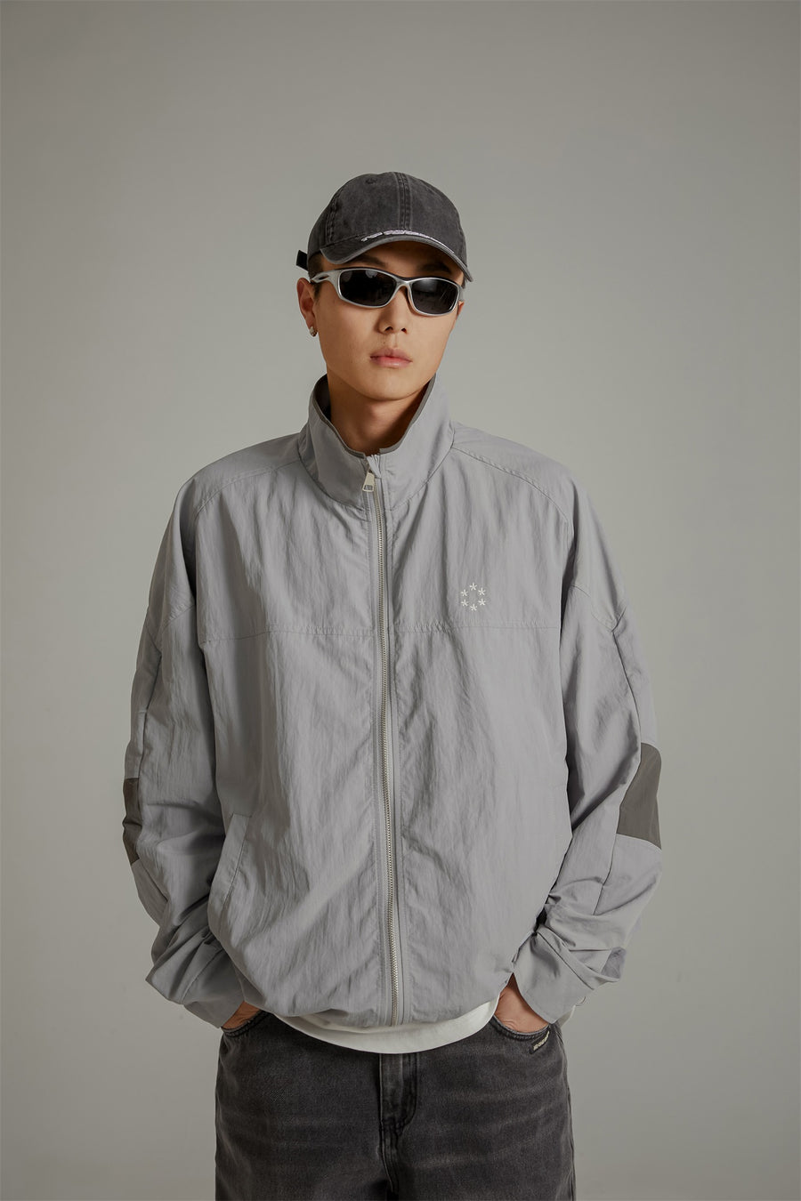 CHUU Star Circle Zip-Up Field Jacket