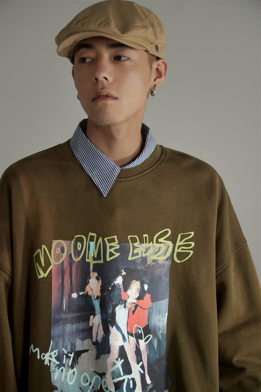 CHUU Noe Printed Sweatshirt