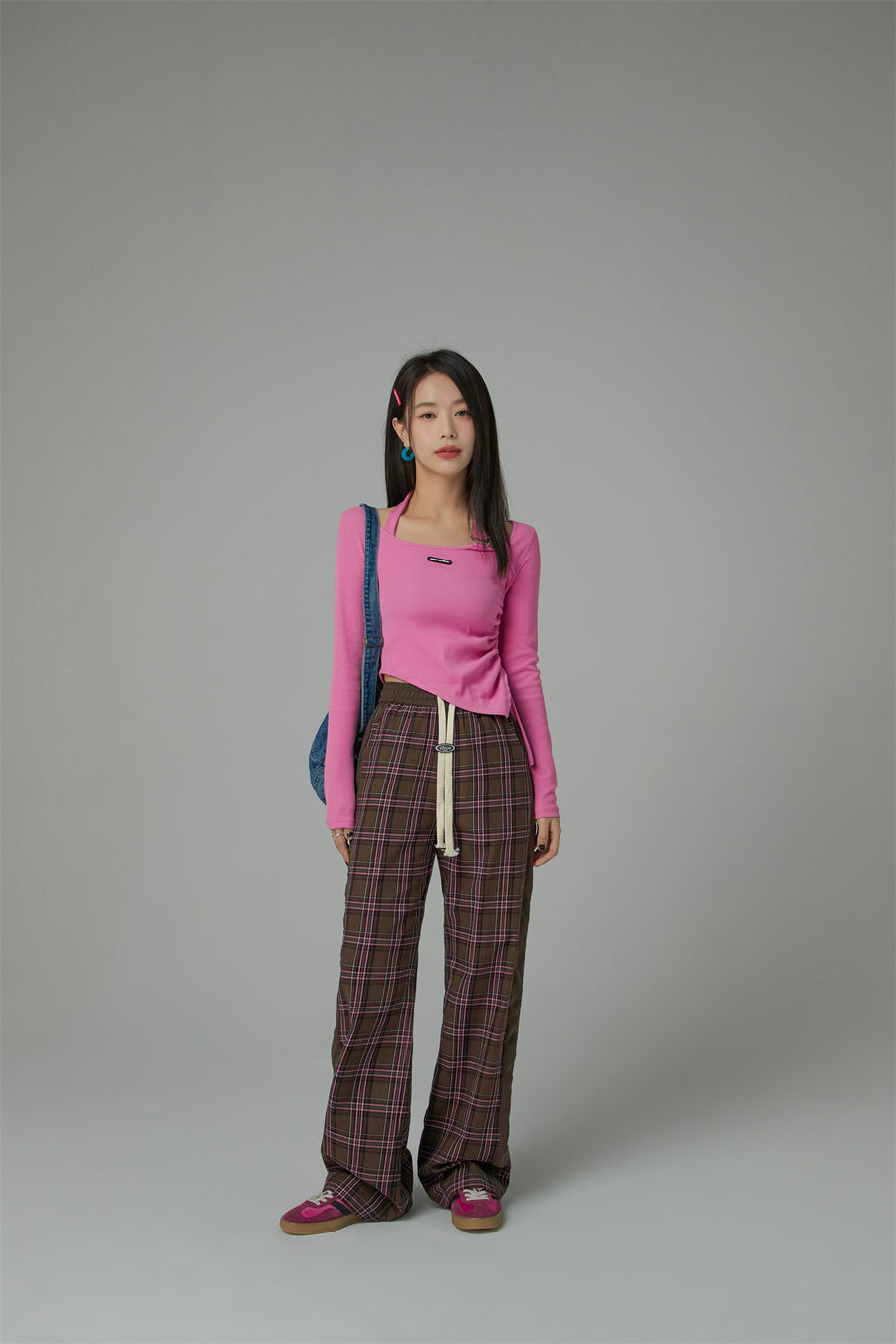 CHUU Unbalanced String Cropped T-Shirt