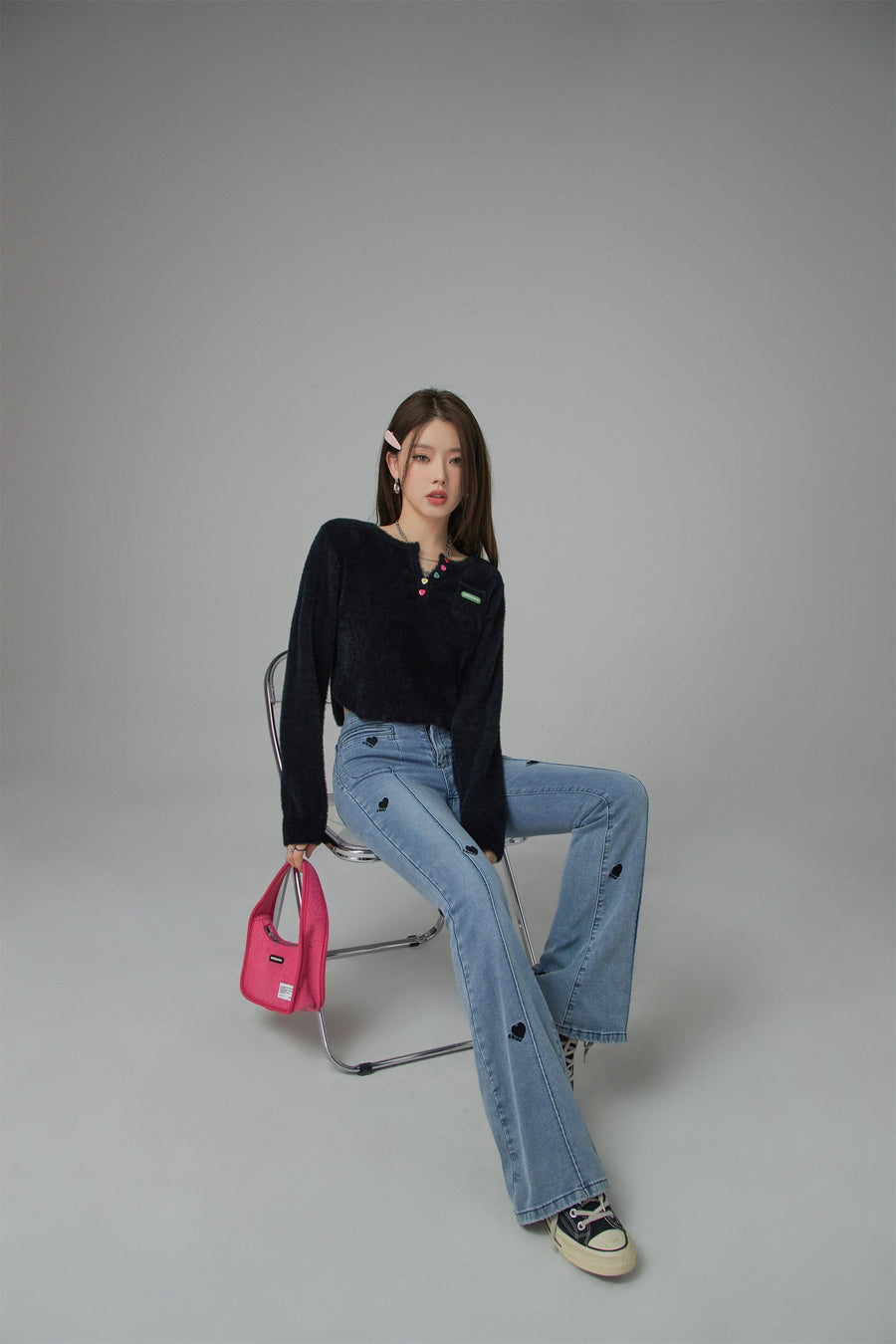 CHUU Chase The Dream Cropped Knit Sweater