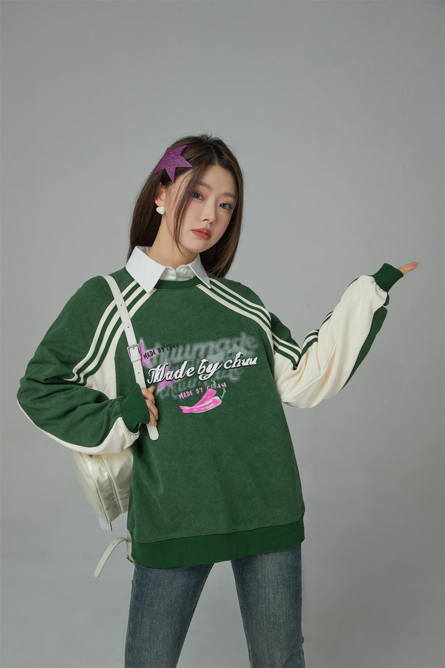 CHUU Fireworks At Night Printed Raglan Sweatshirt