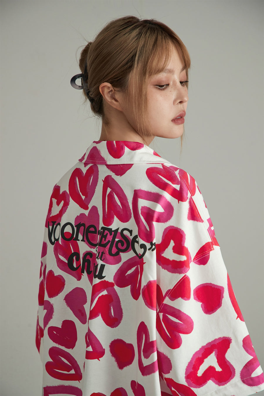 CHUU Painted Hearts Short-Sleeved Shirt