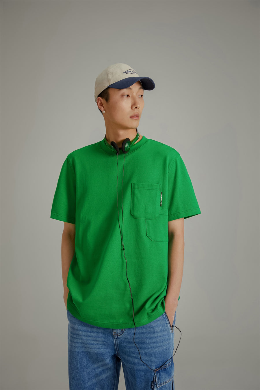 CHUU Front Pocket Oversized T-Shirt