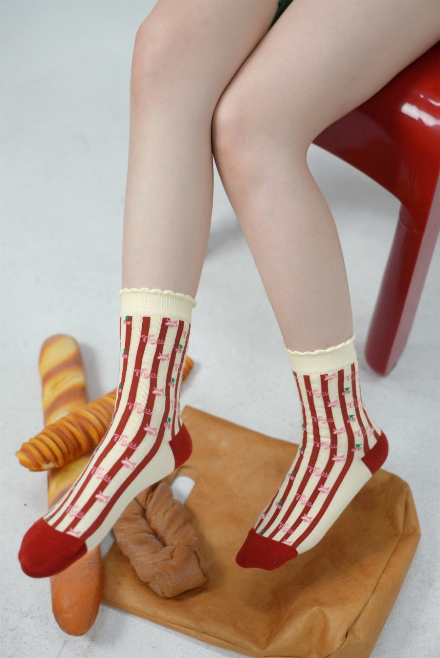 CHUU Lovely Cherries Ankle Socks