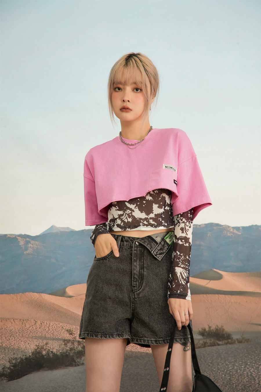 CHUU Bring The Spark Back Maxi Cropped T-Shirt