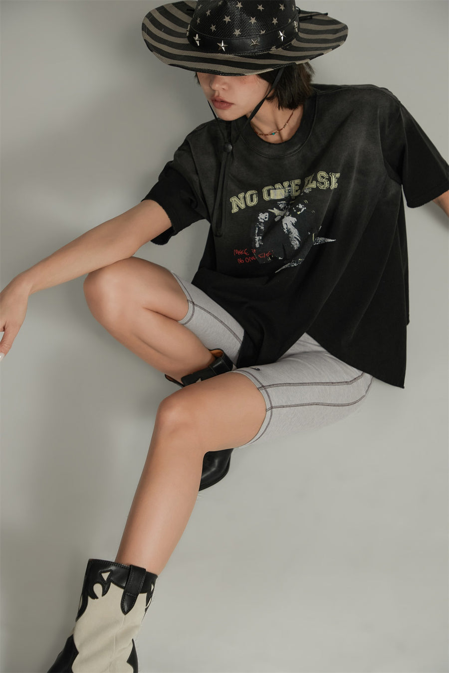 CHUU Line Point Biker Shorts