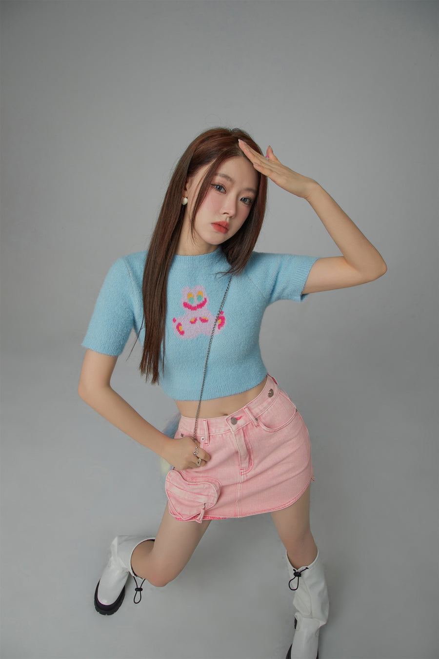 CHUU Funny Rabbit Crop Soft Knit Sweater