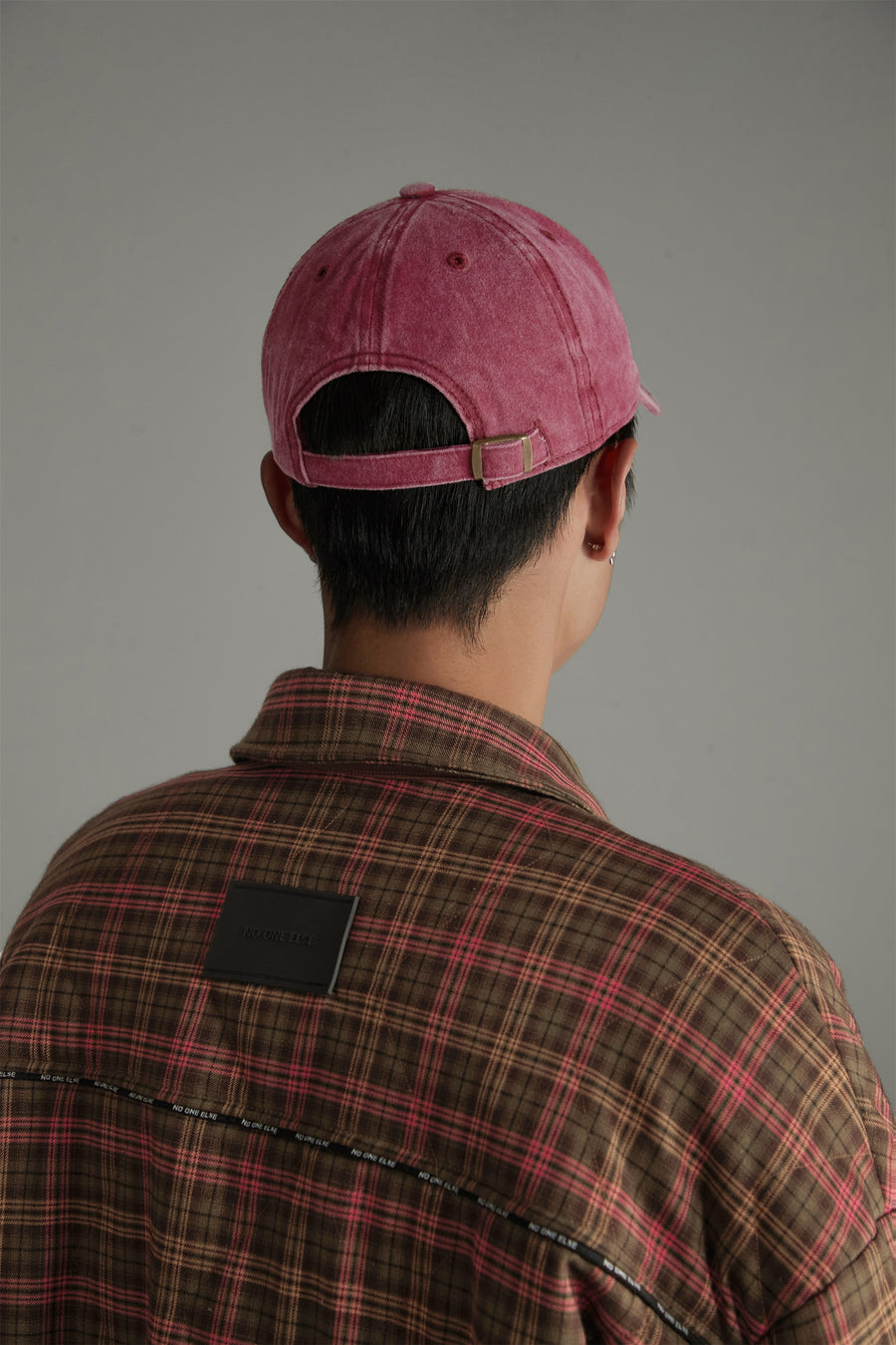 CHUU No One Else Embroidered Cotton Cap