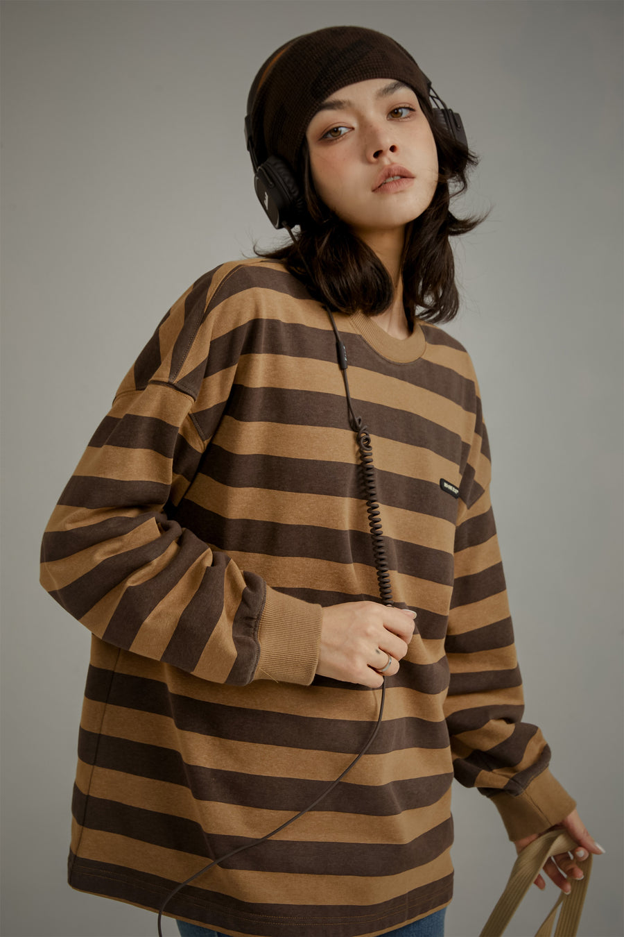 CHUU Stripe Color Sweatshirt