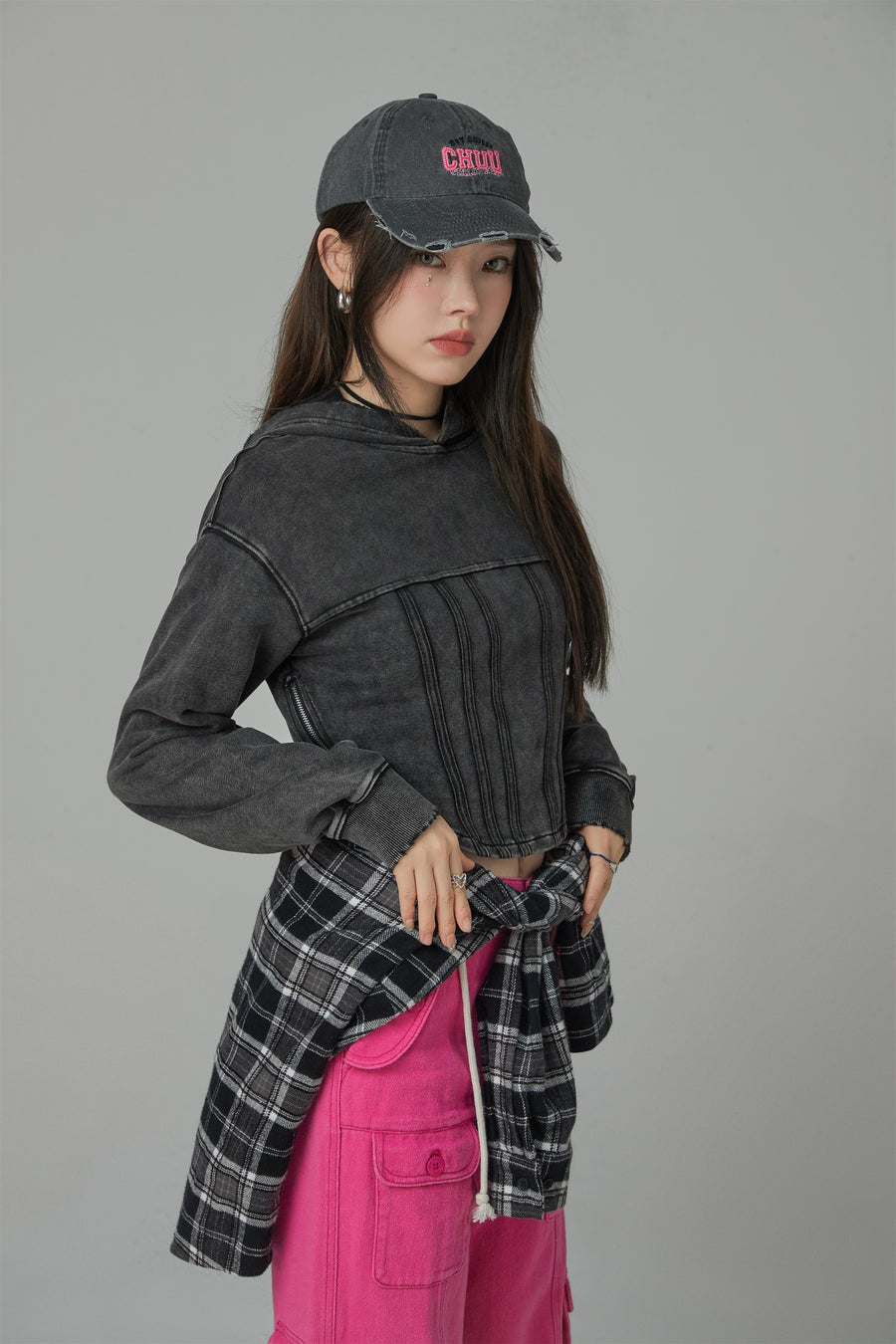 CHUU Chuu Secret Crop Hoodie