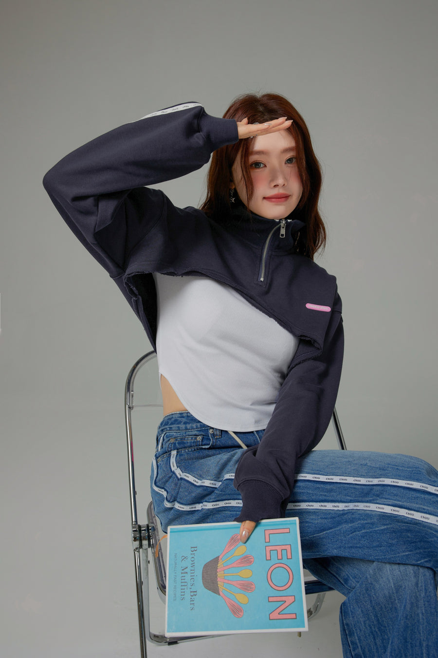 CHUU Playing It Cool Maxi Crop Half Zip-Up Sweatshirt