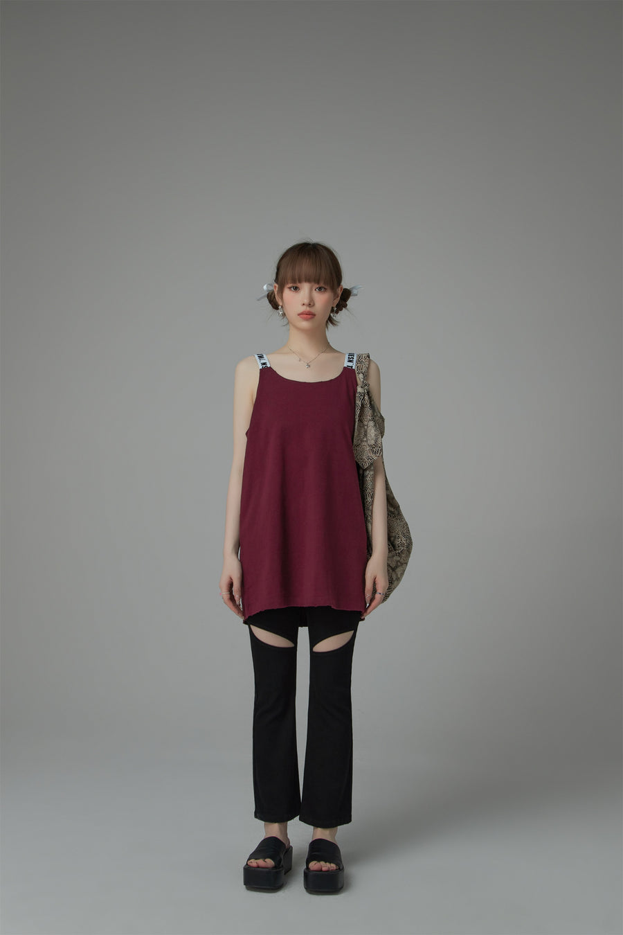 CHUU Size Doesnt Matter Straps Loose Fit Sleeveless Top