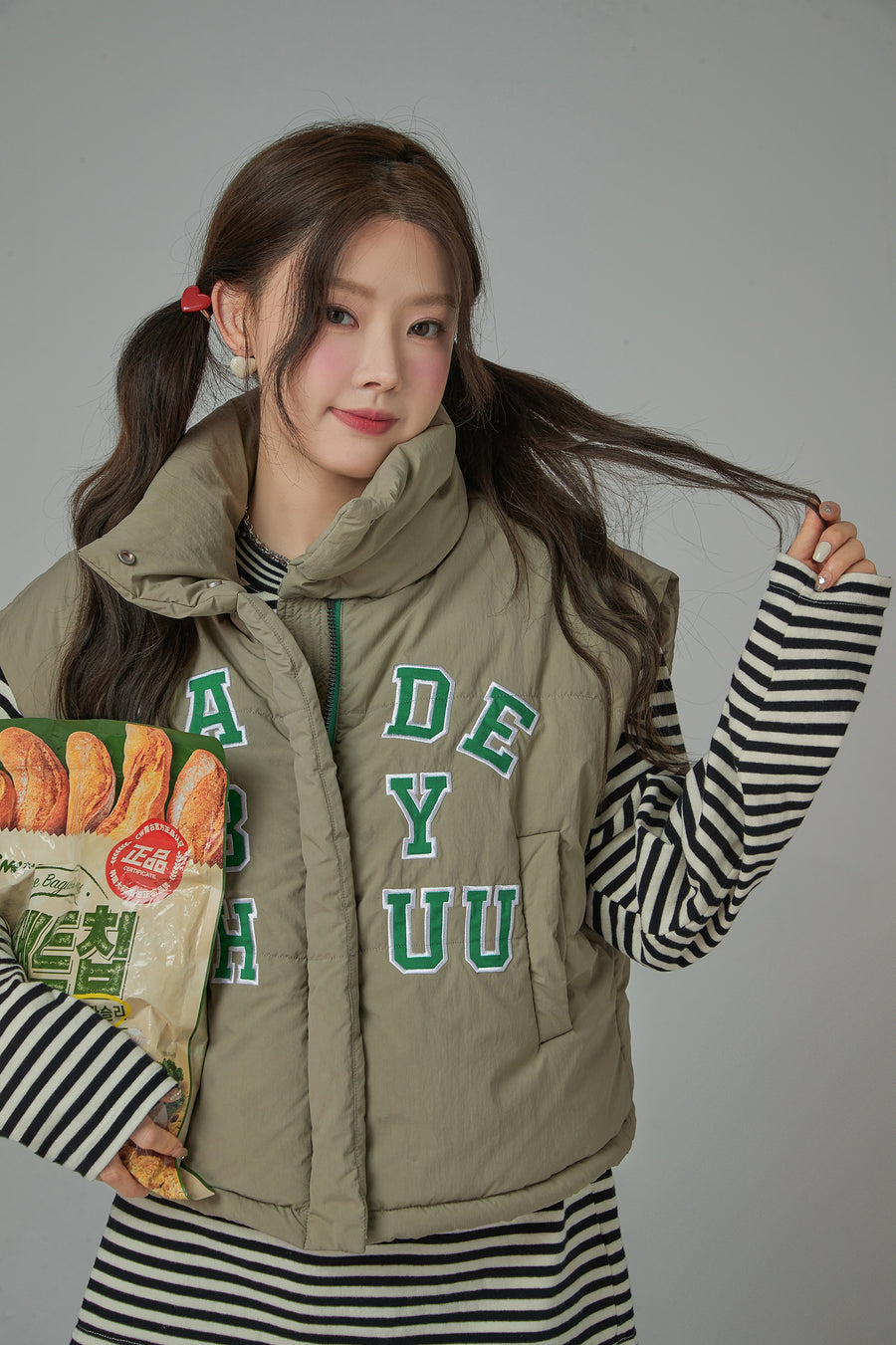 CHUU Made By Chuu Embroidered Wide Vest