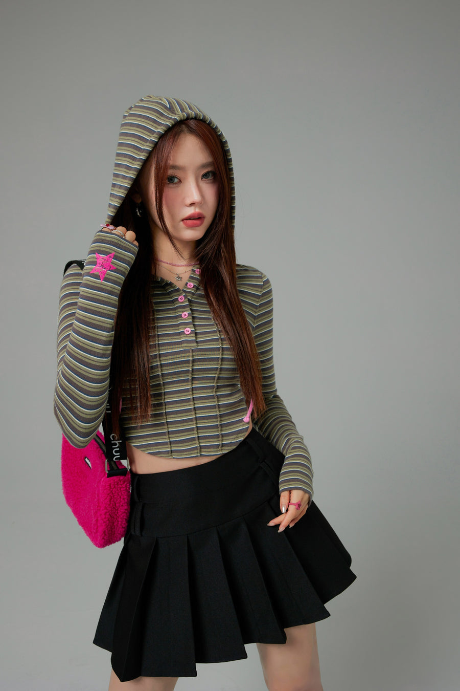 CHUU That Girl Striped Hooded Sweatshirt