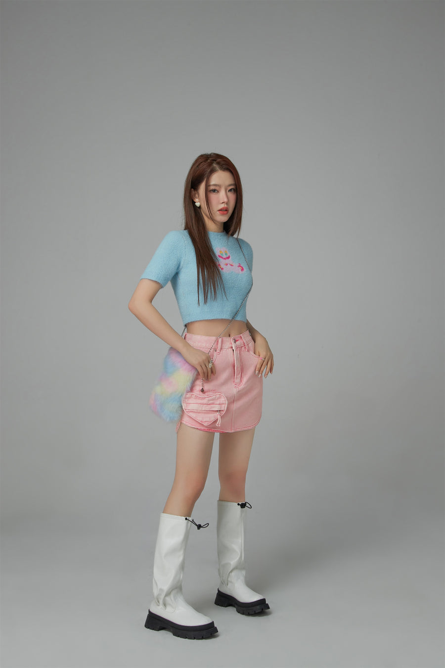 CHUU Funny Rabbit Crop Soft Knit Sweater