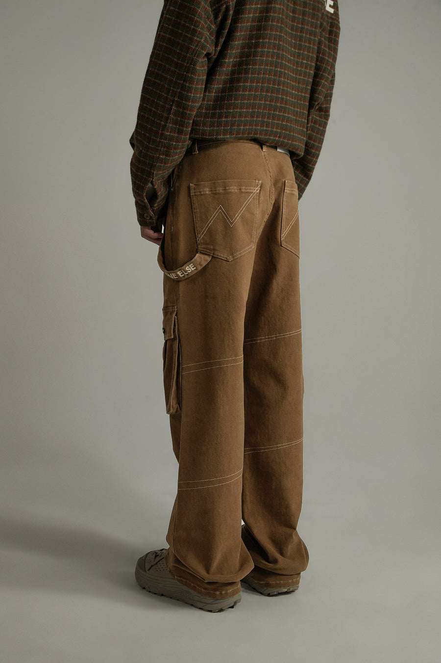 CHUU High-Waisted Cargo Straight Pants