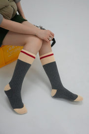 Color Matching Knit Socks