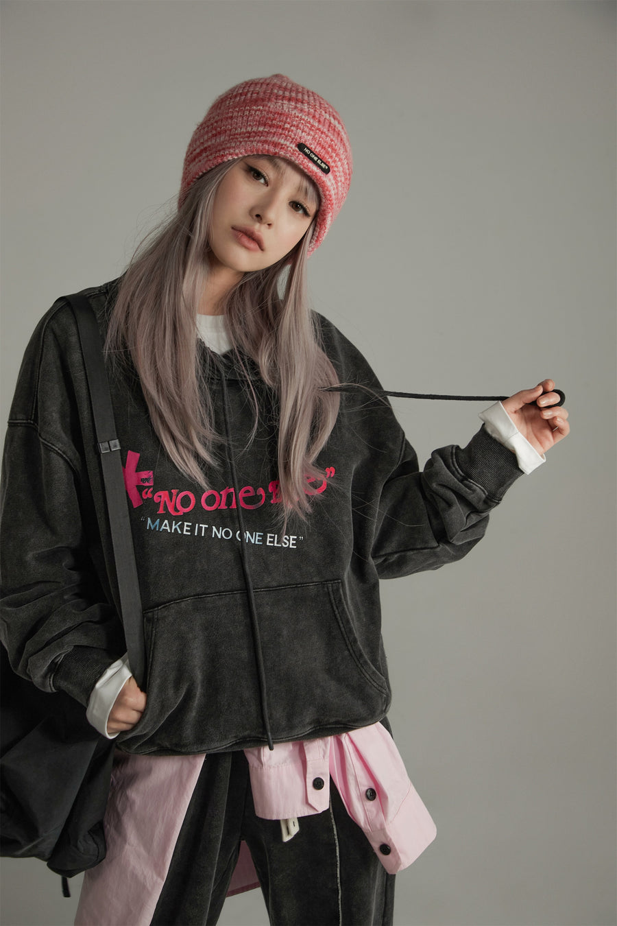 CHUU Star Logo Loose Fit Hoodie