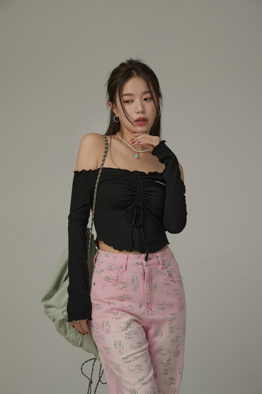 CHUU Shirring Off-Shoulder Top