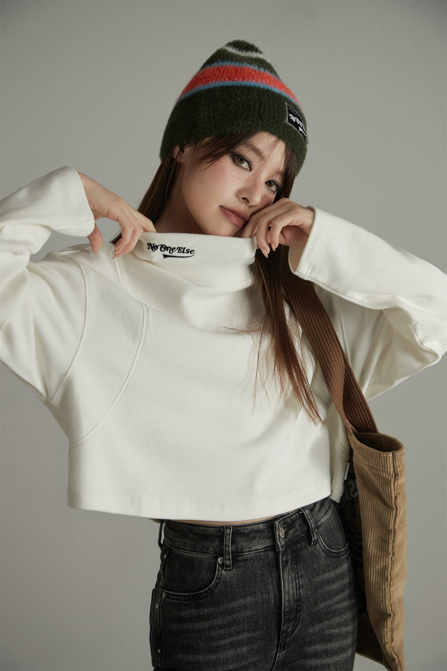 CHUU Wide Turtleneck Long-Sleeves Top