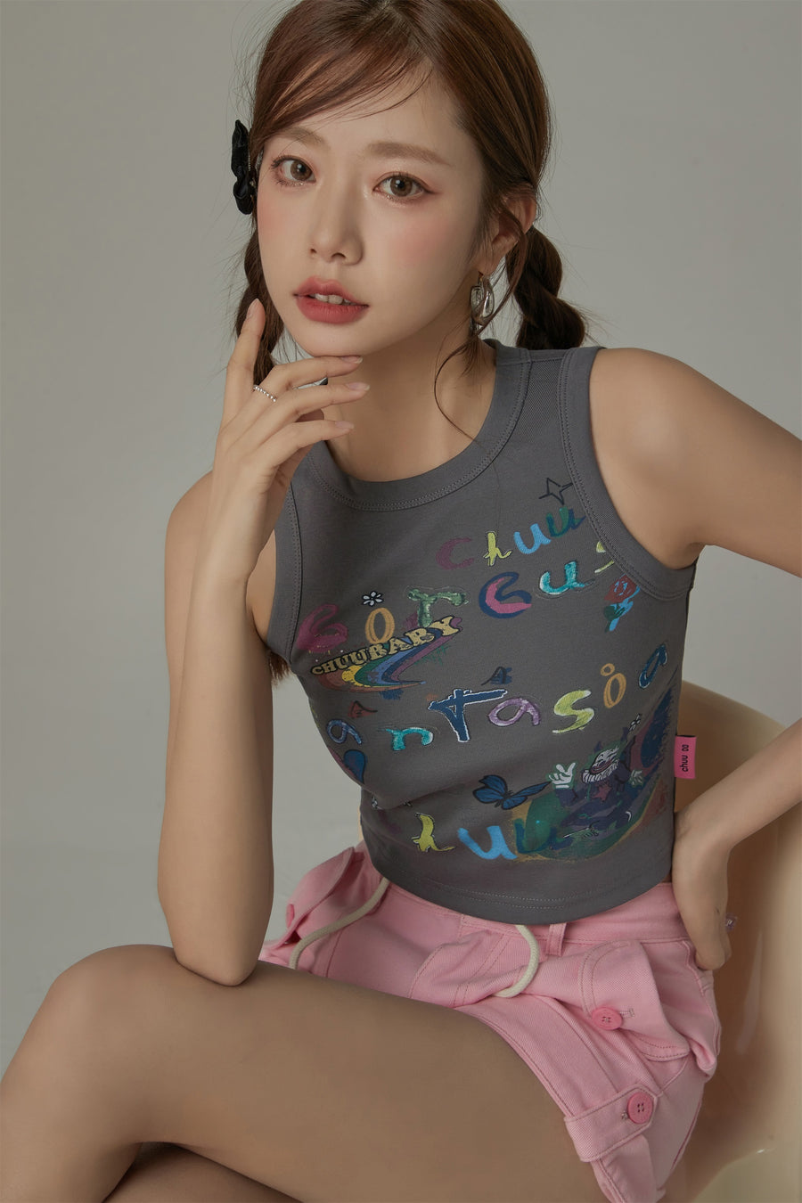 CHUU Circus Printed Sleeveless Crop Top