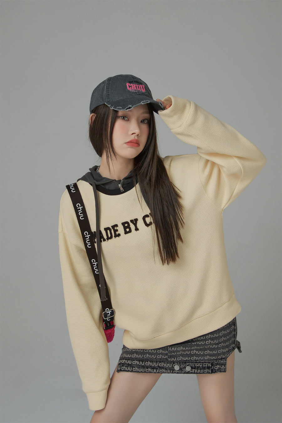 CHUU Canvas Textured Sweater