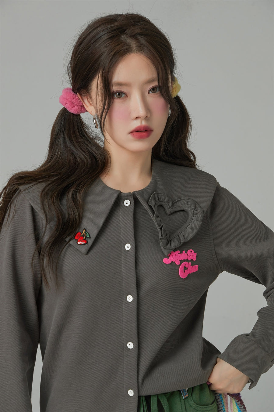 CHUU Candy Color Heart Polo Collar Shirt