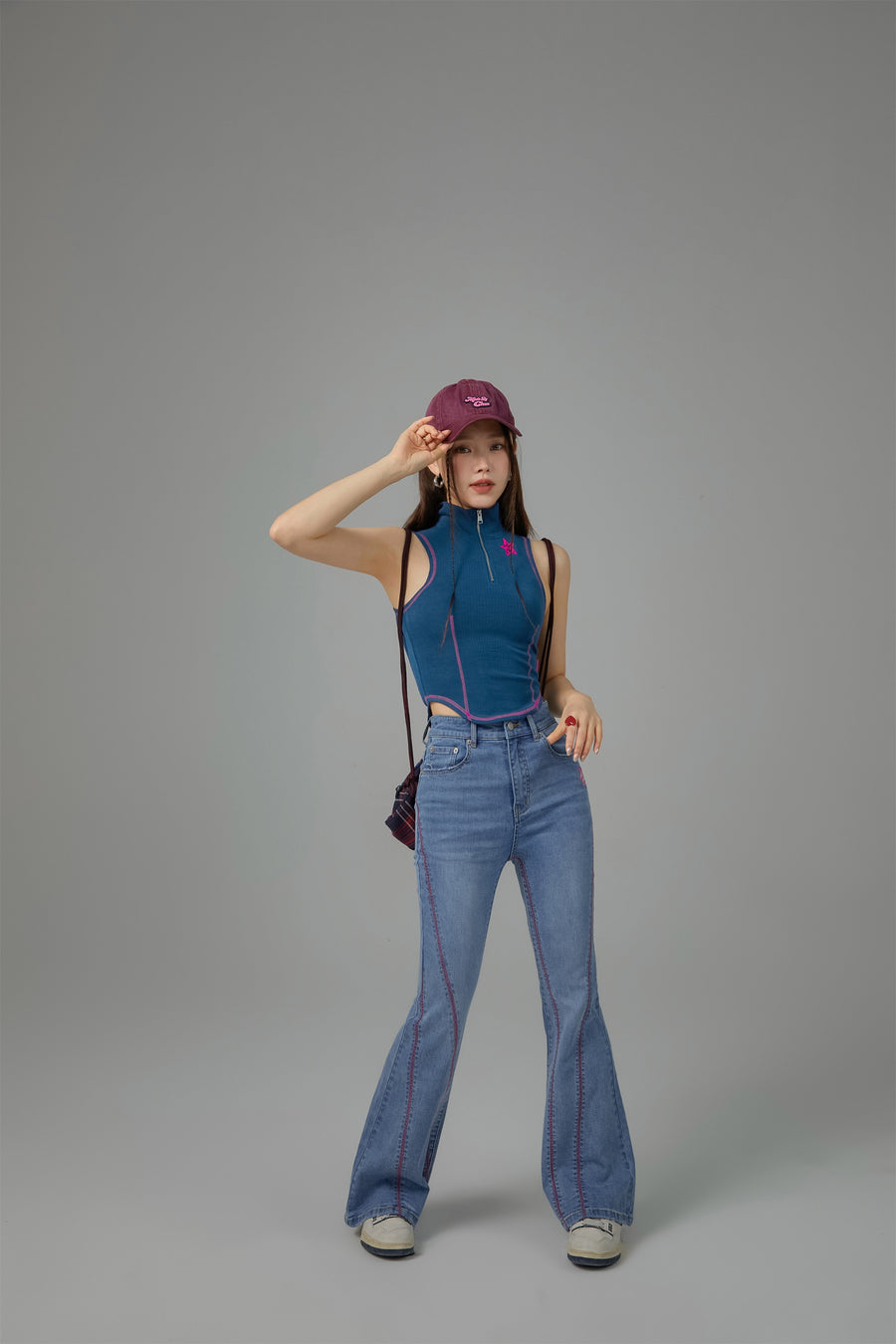 CHUU Desire A Legacy Half Zip-Up Sleeveless Top