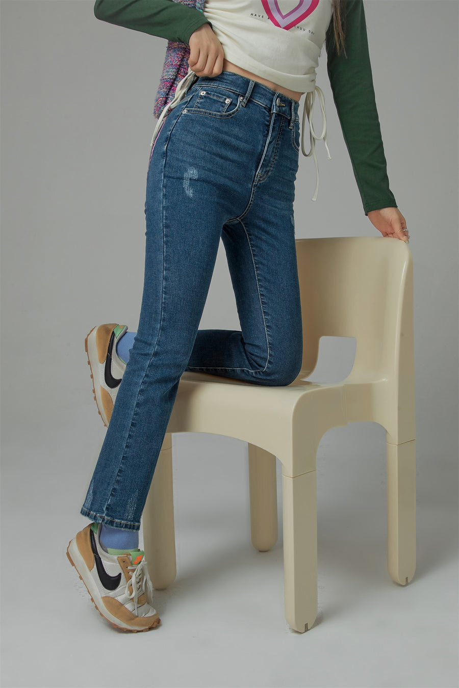 CHUU Heart Pocket Bootcut Denim Pants