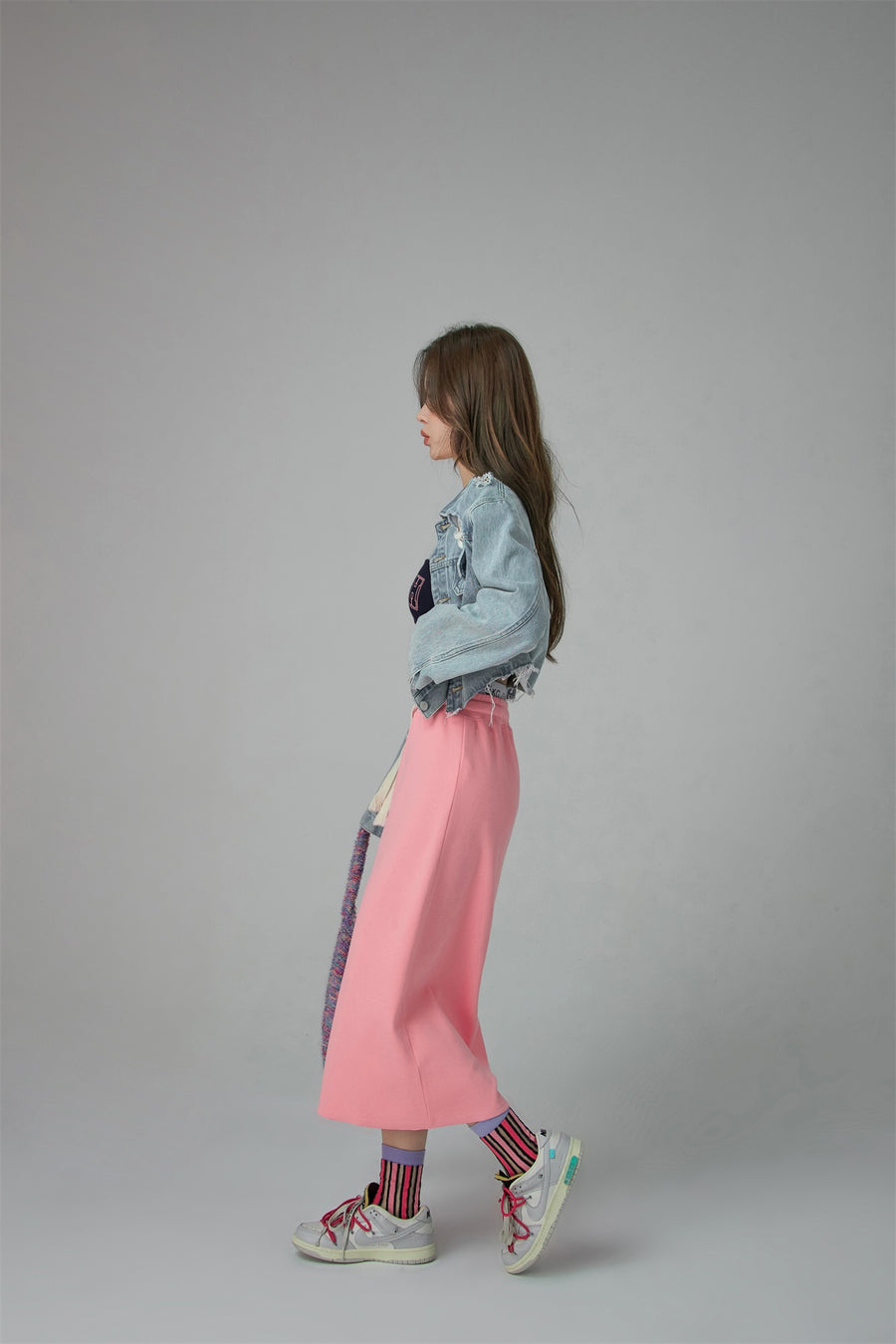 CHUU Side Slit Jogger Midi Skirt