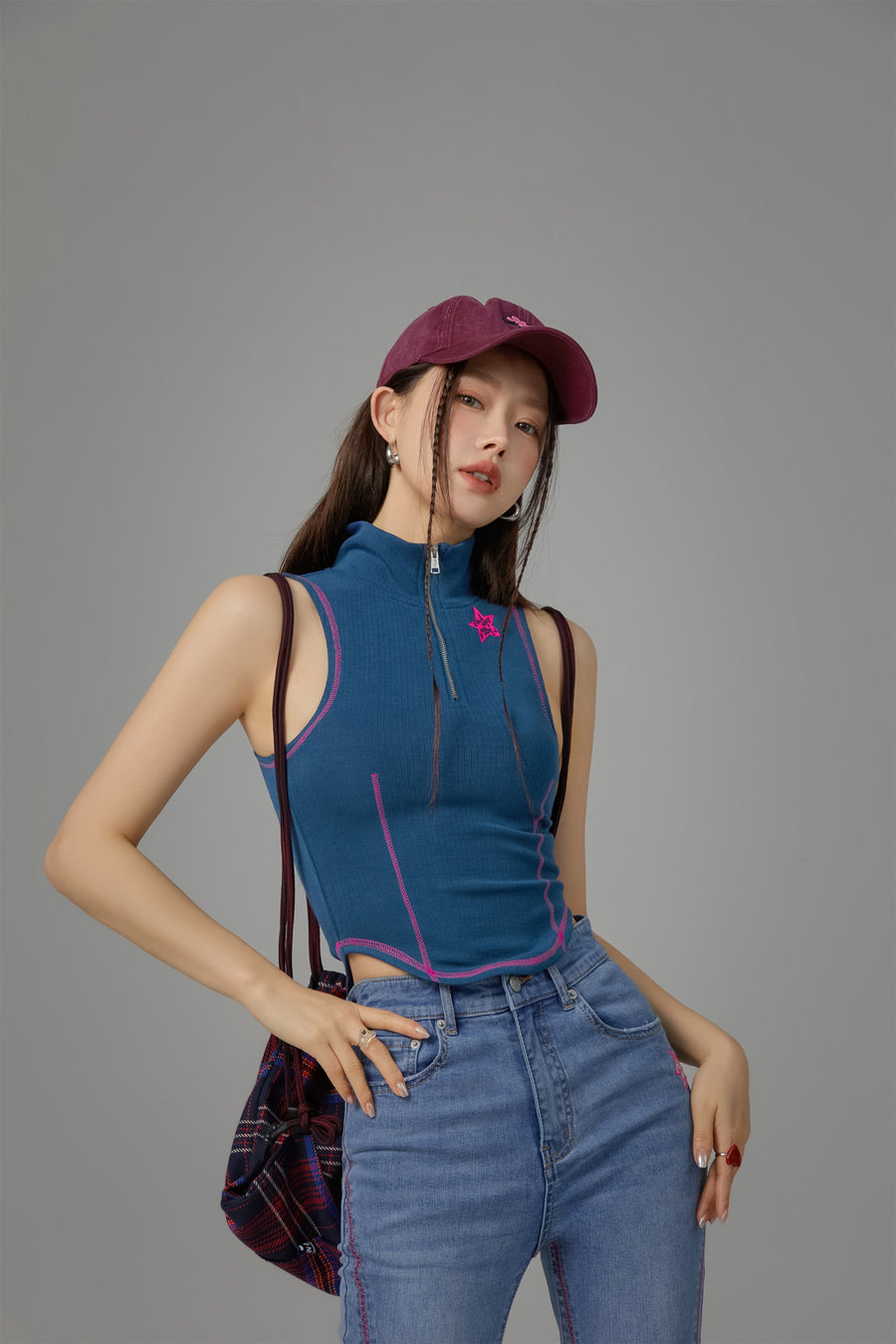 CHUU Desire A Legacy Half Zip-Up Sleeveless Top