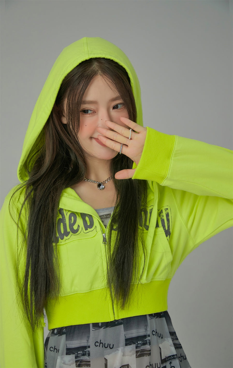 CHUU Cute Sport Crop Hoodie