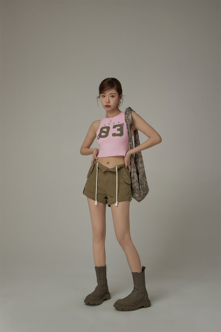 CHUU Star Number Slim Sleeveless Top