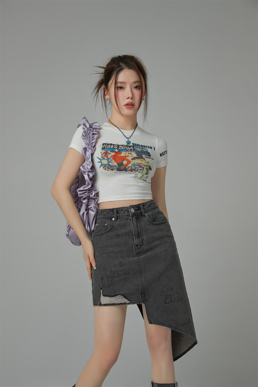 CHUU Size Doesnt Matter Beach Day Cropped T-Shirt