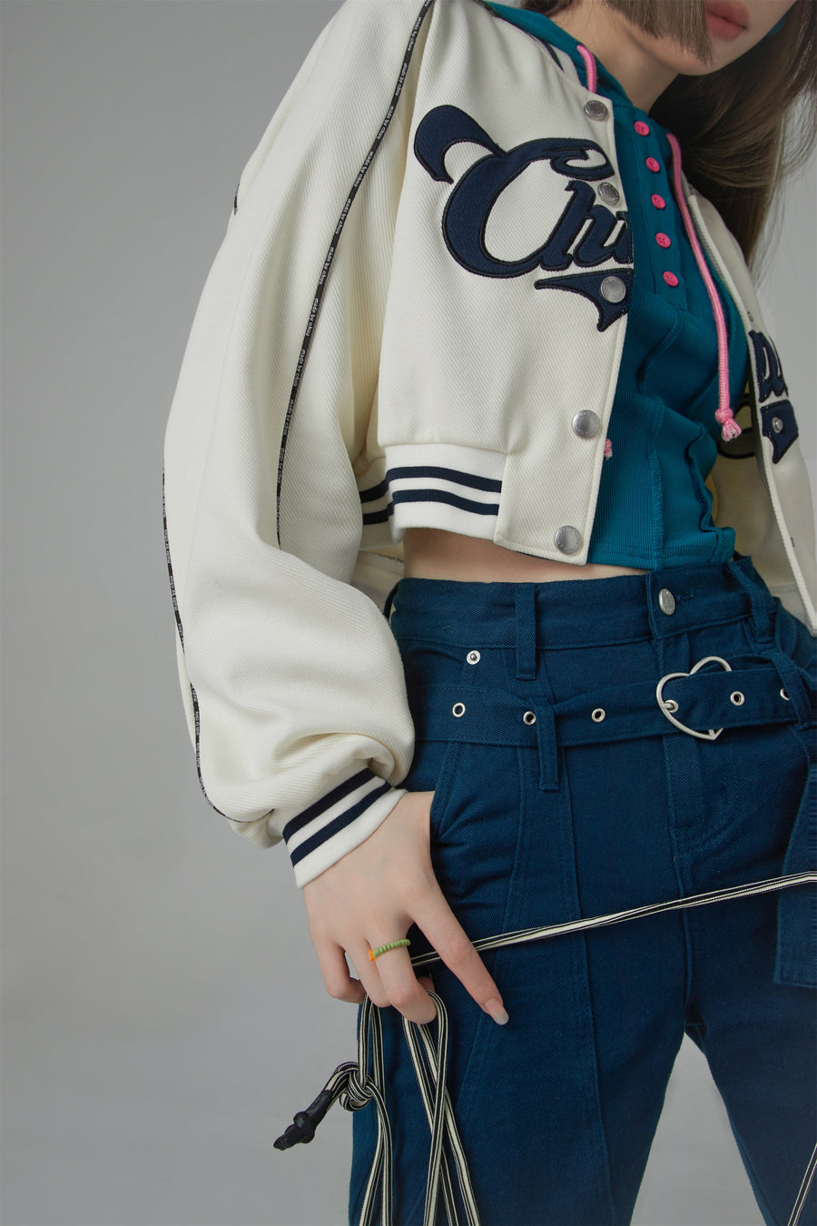 CHUU Joining Forces Crop Baseball Jacket