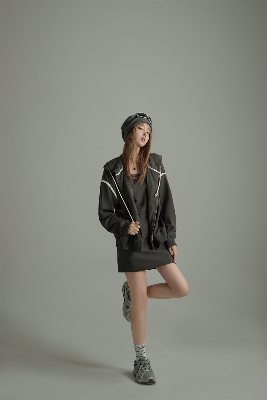 CHUU Casual Loose Fit Zip-Up Hoodie