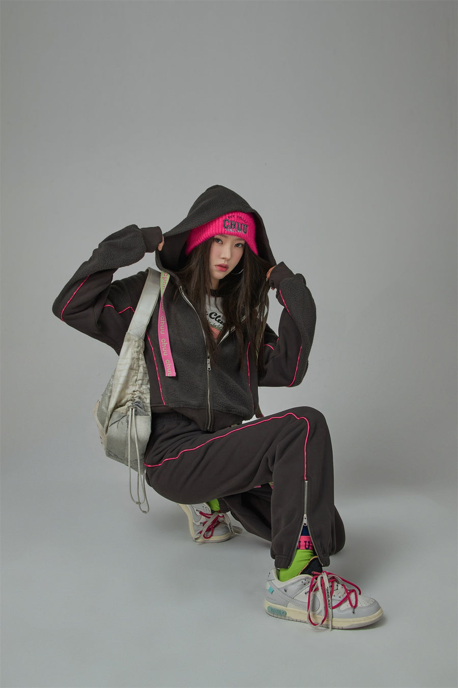 CHUU Miss Sporty Cropped Hoodie