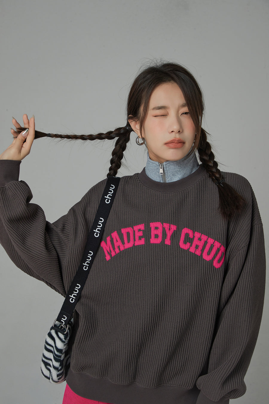 CHUU Made By Chuu When I See You Smile Loose Fit Sweatshirt