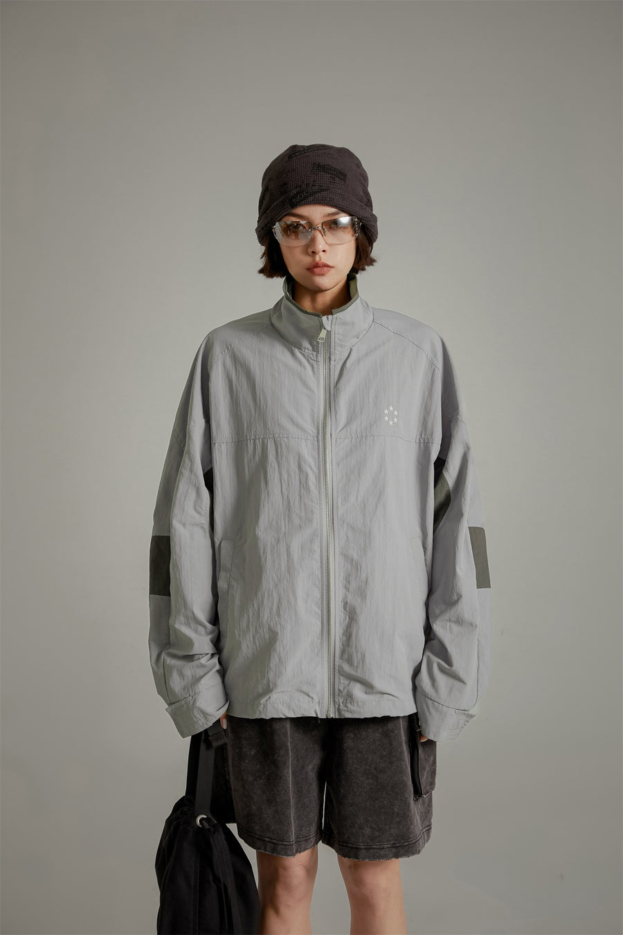 CHUU Star Circle Zip-Up Field Jacket