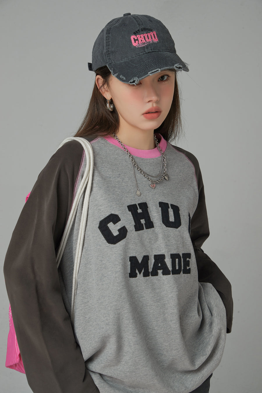 CHUU That Girl Raglan Round T-Shirt