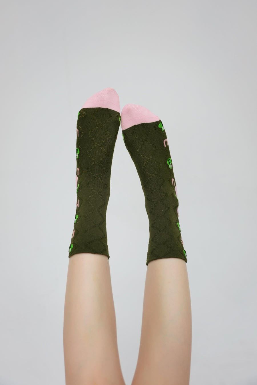 CHUU Lovely Fruit And Frog Ankle Socks