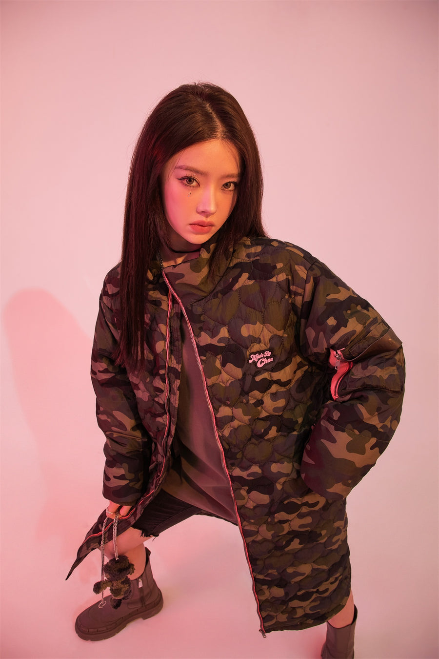 CHUU Louder Than A Lion Hot Girl Camouflage Loose-Fit Padded Coat