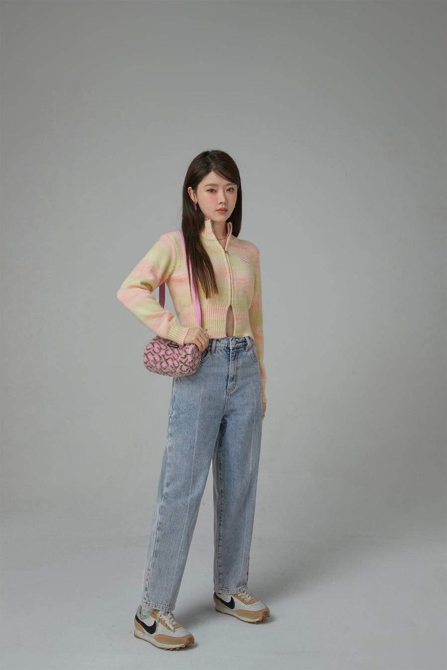 CHUU Fortune And Fame Straight Brushed Denim Pants