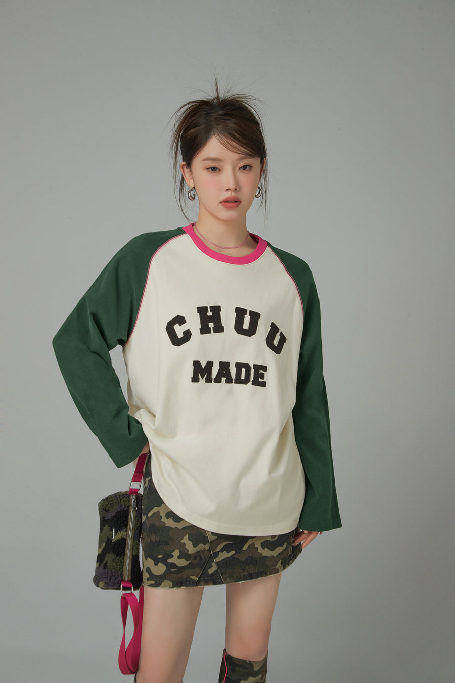 CHUU That Girl Raglan Round T-Shirt